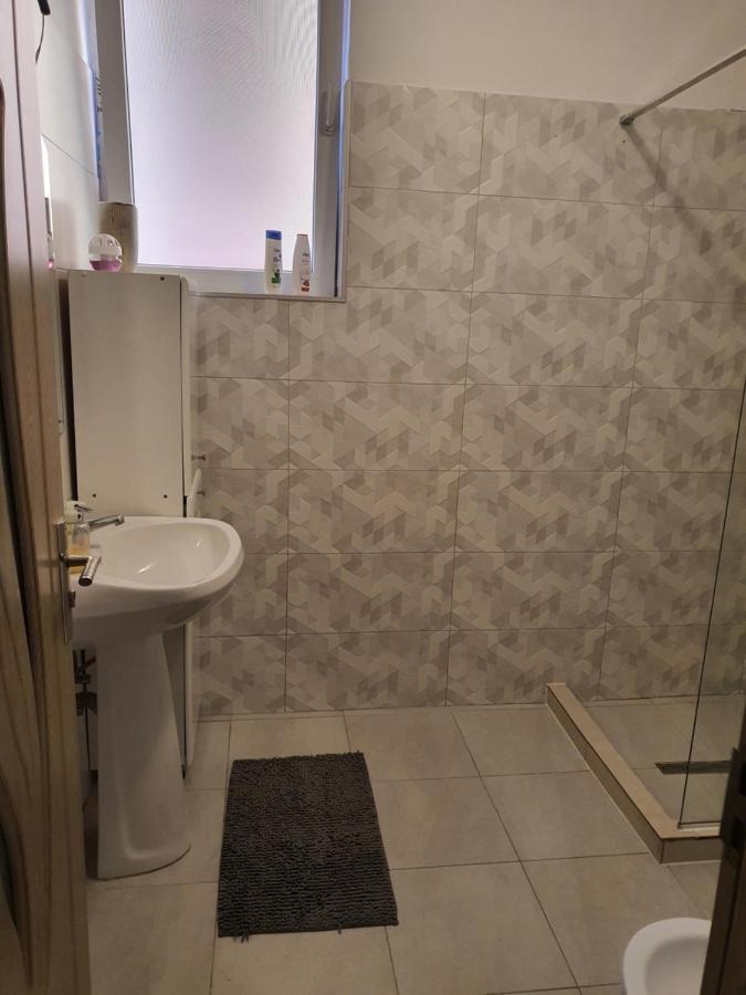 Apartament Mara Alba Iulia Bagian luar foto